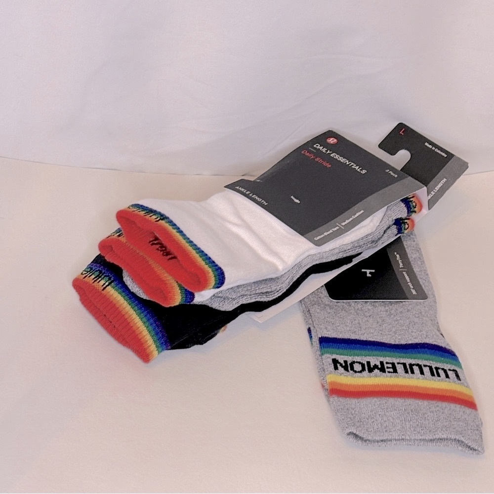 SOLD‼️NEW Lululemon Daily Stride Ankle  3 Pack L & Daily Stride Mid-Crew XL 🌈